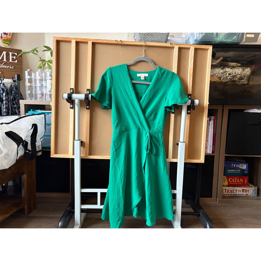 Monteau Los Angeles Womens Green Wrap Front Flutter Sleeve Dress Size XS - Picture 9 of 9